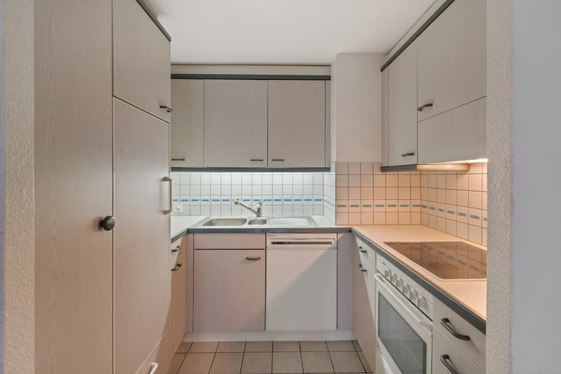 Joli appartement à proximité des commerces et des transports publics (1)