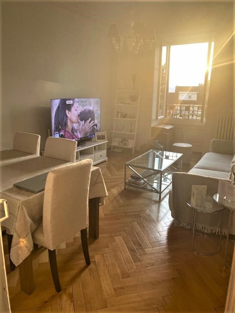 Joli appartement à proximité des commerces et des transports publics (2)
