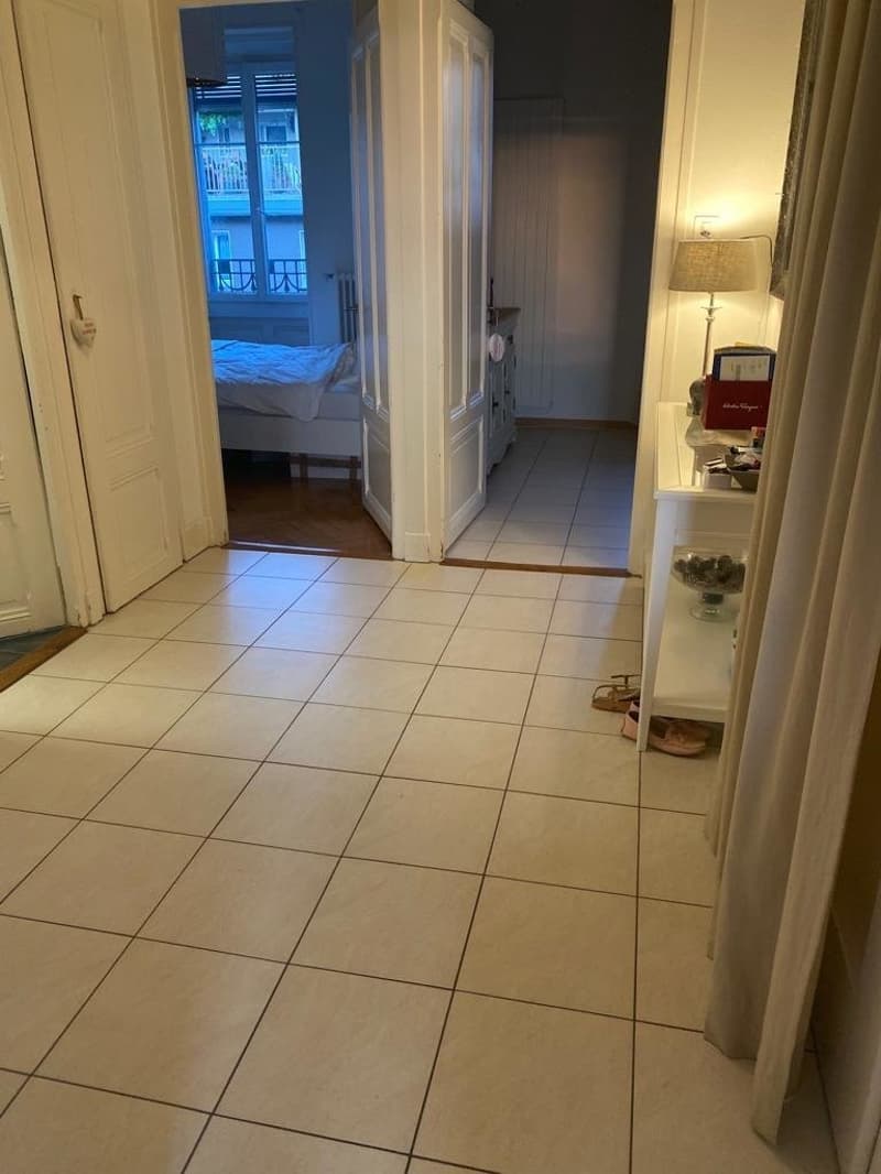Joli appartement à proximité des commerces et des transports publics (6)
