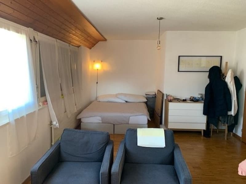 Spacieux studio à proximité de la gare avec balcon (2)