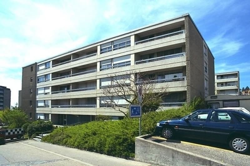 Joli appartement à proximité des commerces et des axes autoroutiers (11)