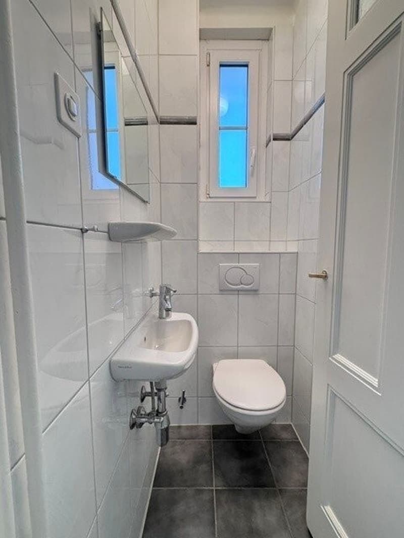 WC.jpg