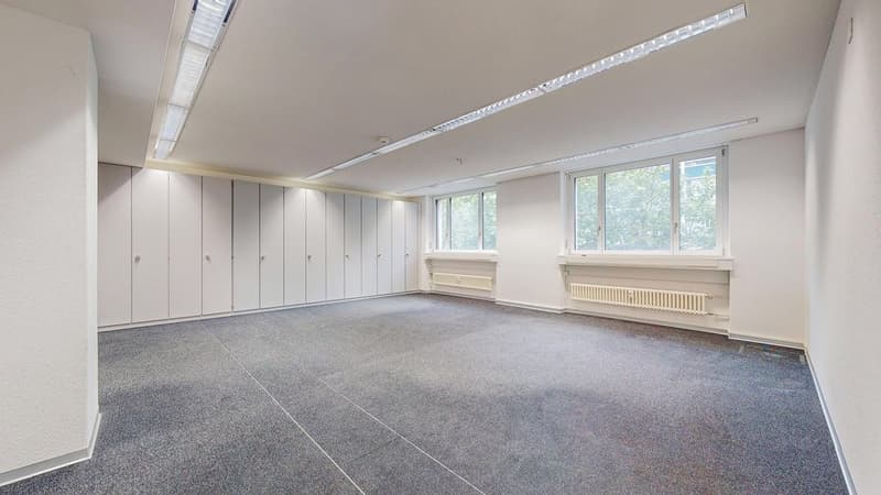 Gewerbeflaeche-in-Biel-Raum-2.jpg