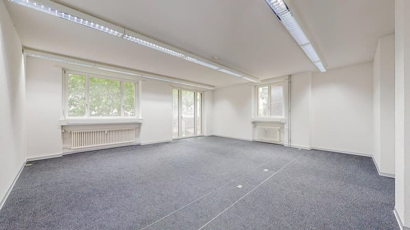 Gewerbeflaeche-in-Biel-Raum-1.jpg