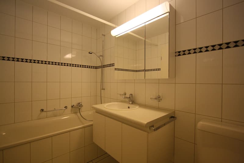 Wohnung mit Gartensitzplatz (3)
