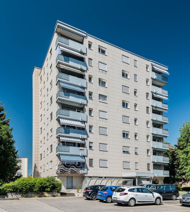Tolle Singelwohnung mit CHF 500 Gutschein für Brügg Center! (1)