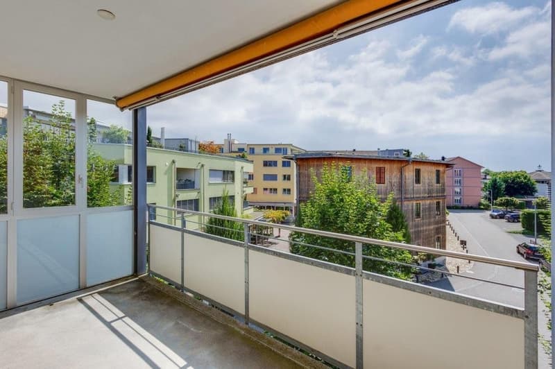 Sonne tanken auf dem grossem Balkon! (7)