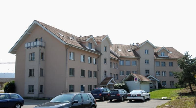 Helle Wohnung an ruhiger Lage (1)