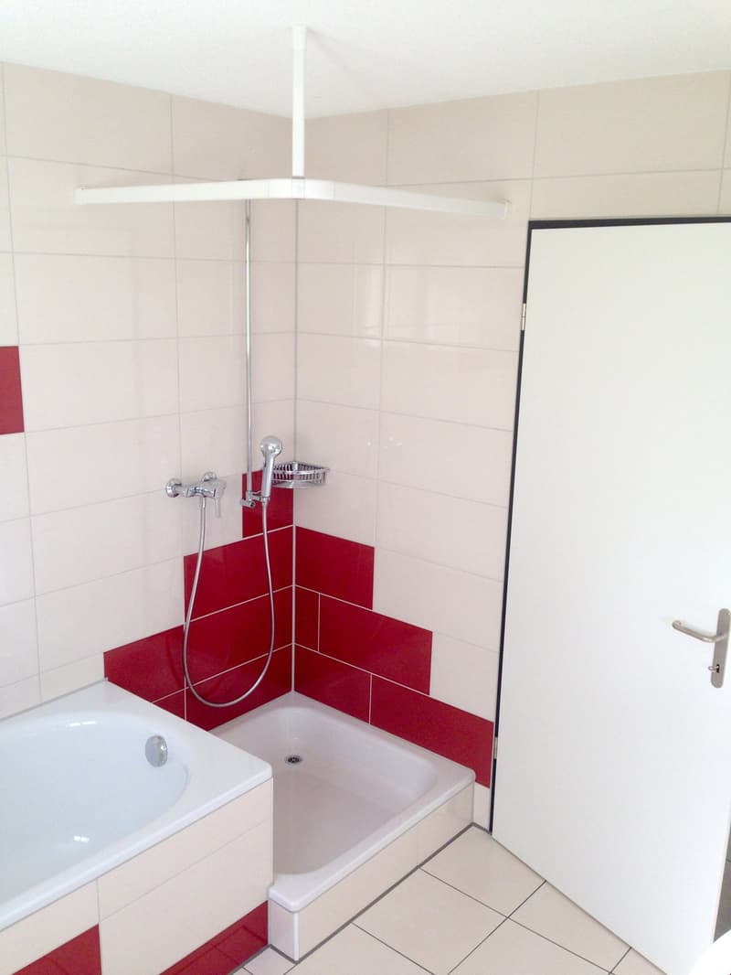 Helle 3.5-Zimmer-Wohnung mit Balkon und schöner Aussicht in Fulenbach (8)