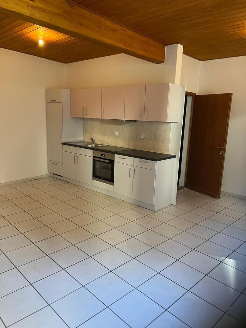 Immeuble de rendement au coeur de Salvan (3)