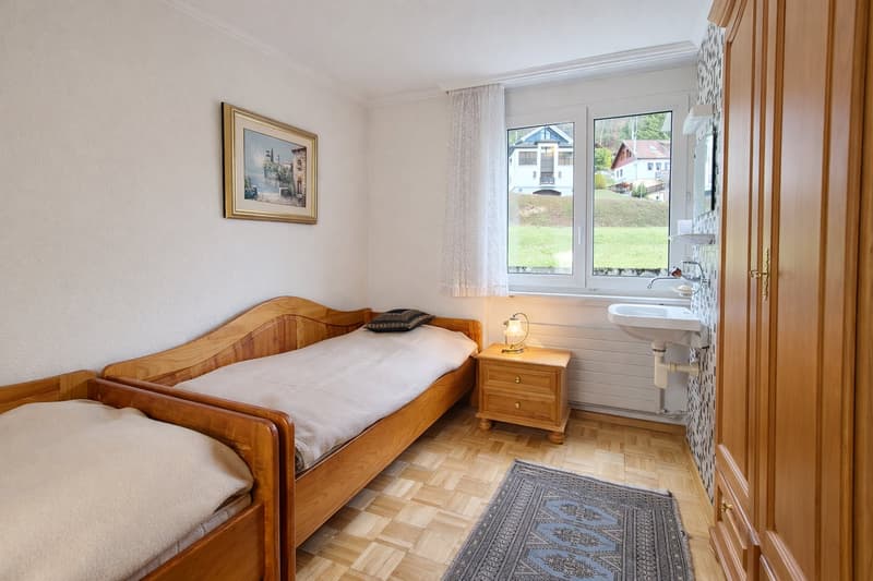 Charmante 3.5-Zimmer-Genossenschaftswohnung mit Bergsicht (10)