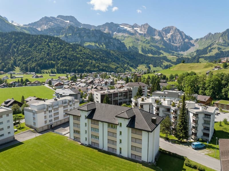 Charmante 3.5-Zimmer-Genossenschaftswohnung mit Bergsicht (4)