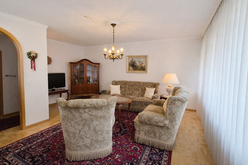 Charmante 3.5-Zimmer-Genossenschaftswohnung mit Bergsicht (6)