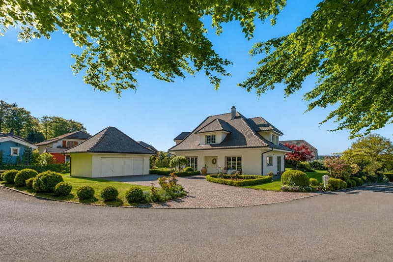 stilvoller & exklusiver 7.5 Zimmer Landsitz (4)