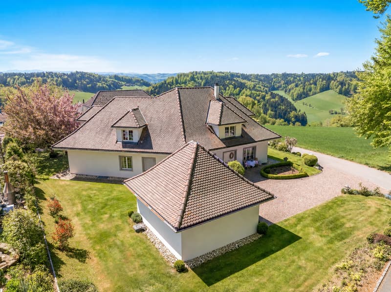 stilvoller & exklusiver 7.5 Zimmer Landsitz (5)