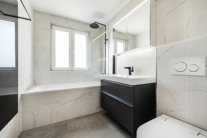 Standard di proprietà: appartamento di 4 camere in prima occupazione con vista sul lago al 1° piano (13)