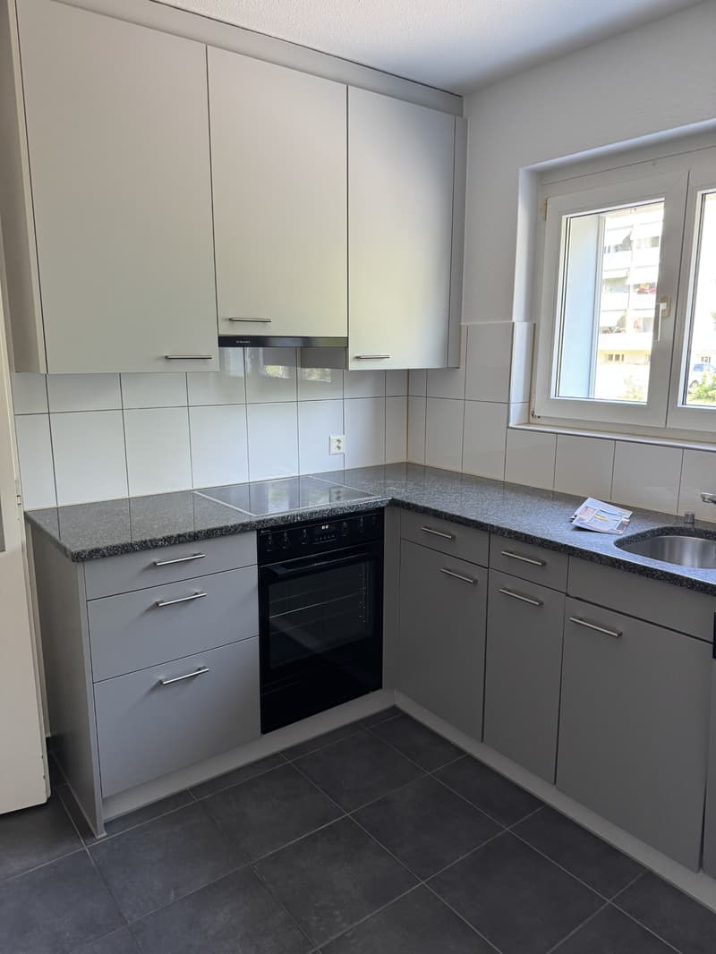 4-Zimmer-Wohnung mit Balkon in ruhiger Lage (2)