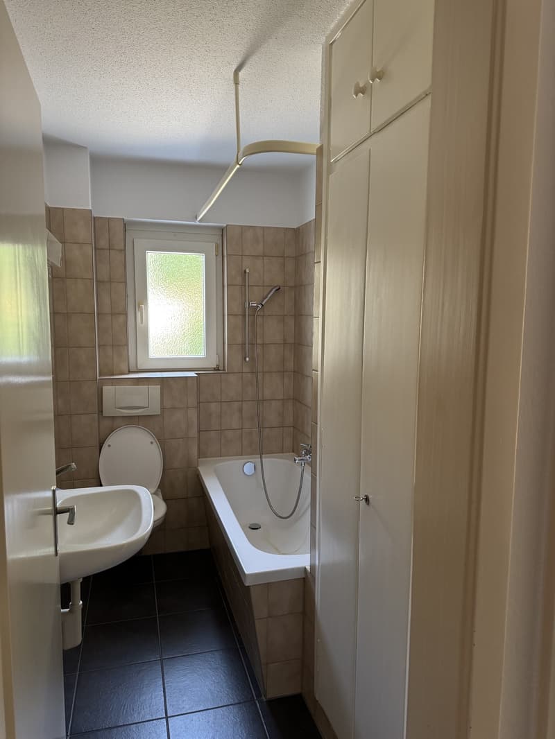 4-Zimmer-Wohnung mit Balkon in ruhiger Lage (4)