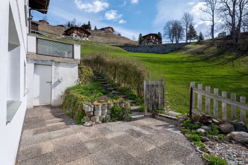 Vivere con vista panoramica. Appartamento di 4,5 locali ristrutturato di recente vicino ad Arosa (13)