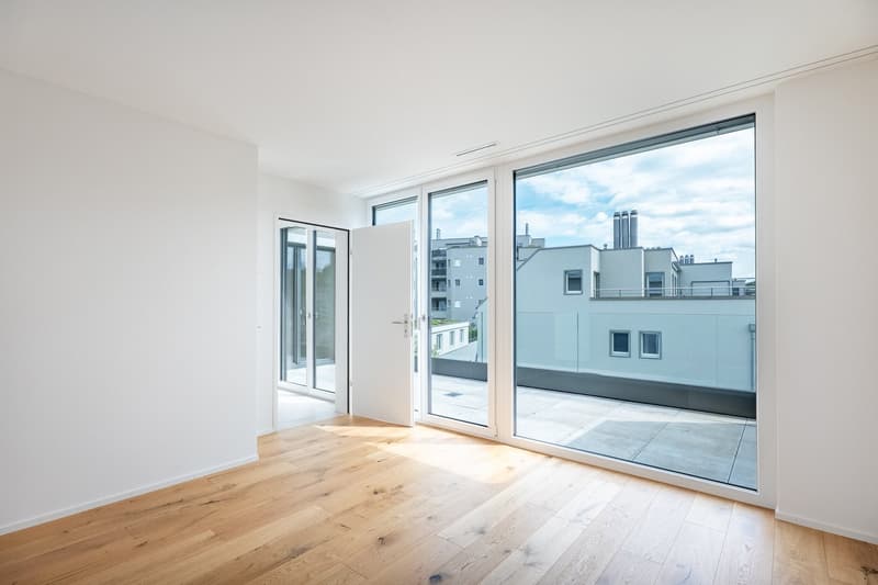 Penthouse first-time occupancy in Wil SG. Light, space and two terraces with city views (8)