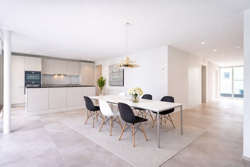 Penthouse first-time occupancy in Wil SG. Light, space and two terraces with city views (4)