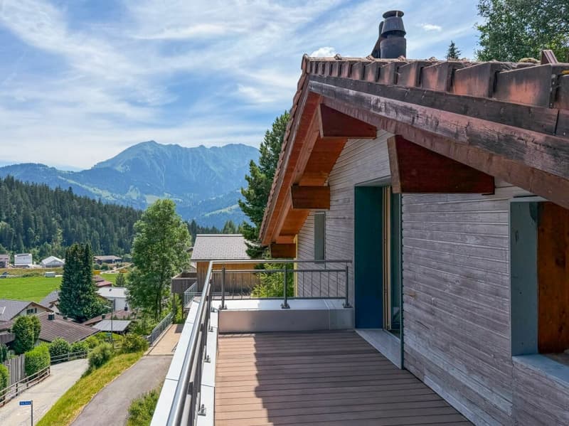 Laax: 3.5-Zimmer-Wohnung mit atmberaubender Aussicht (2)
