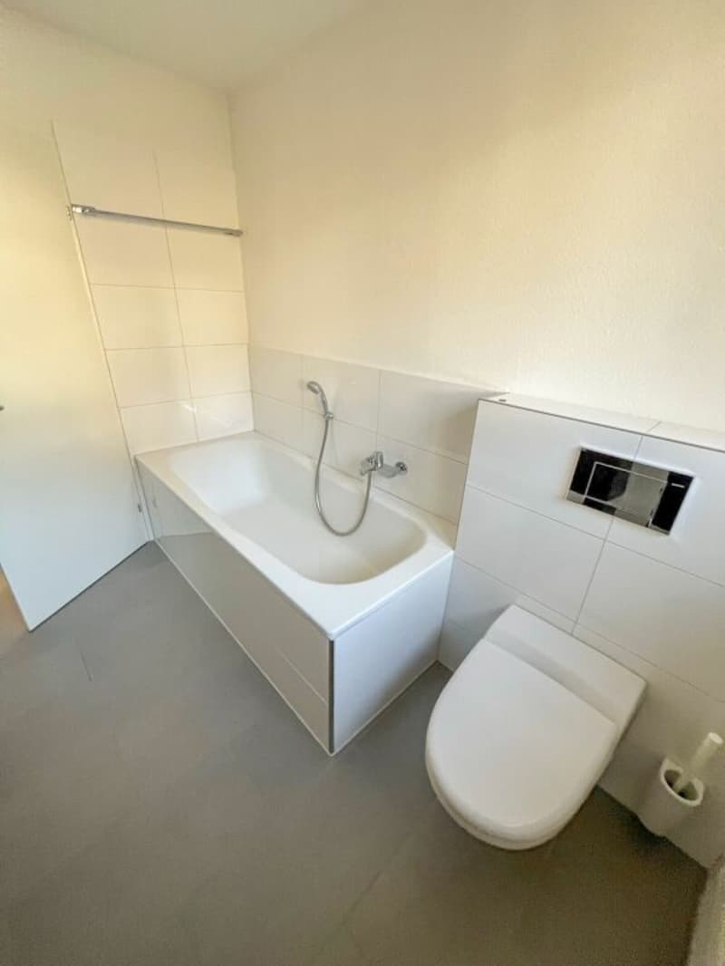 Vue sur l'Alpstein incluse - appartement mansardé moderne dans un excellent emplacement (9)