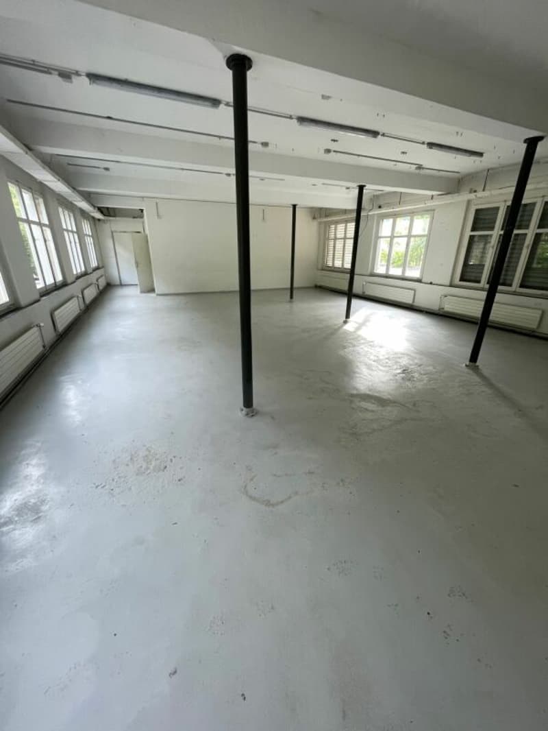 Büro, Hobbyraum. Lager mit WC (1)