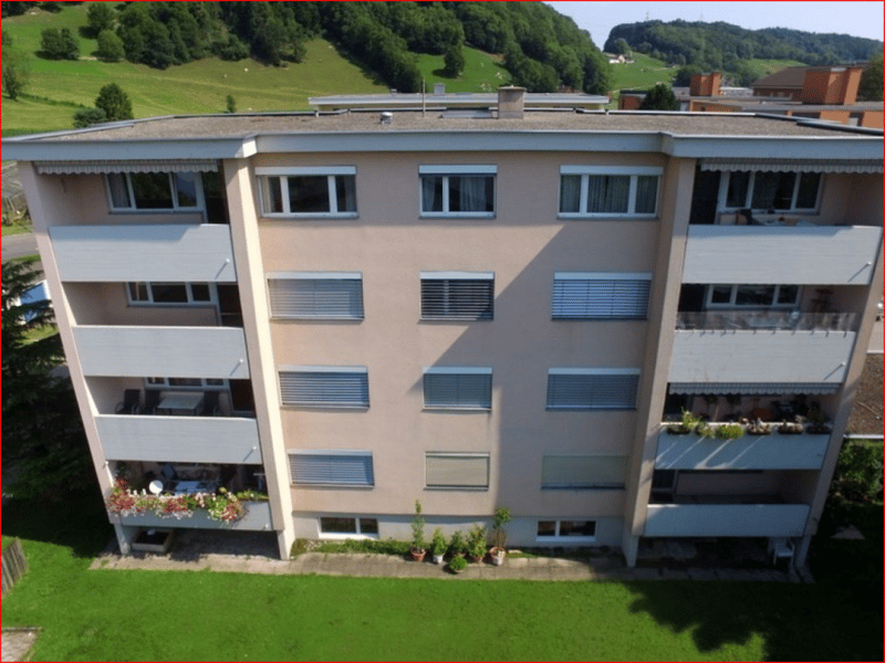 Helle und grosse 3.5 Zimmer Wohnung mit Balkon Nr. 2 (5)