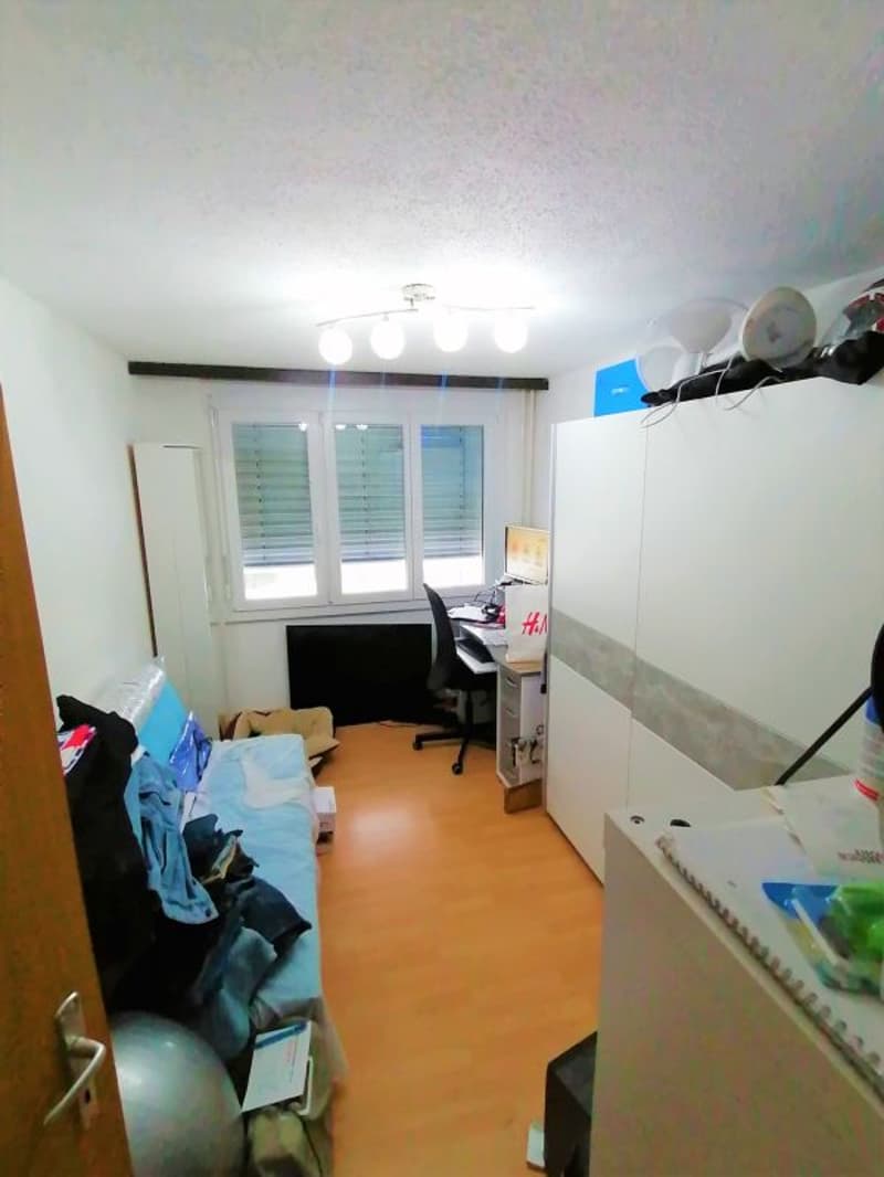 Schöne 3.5 Zi-Wohnung zu vermieten (4)