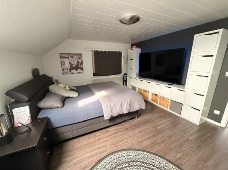 grosszügige 4 Zimmer Wohnung (6)
