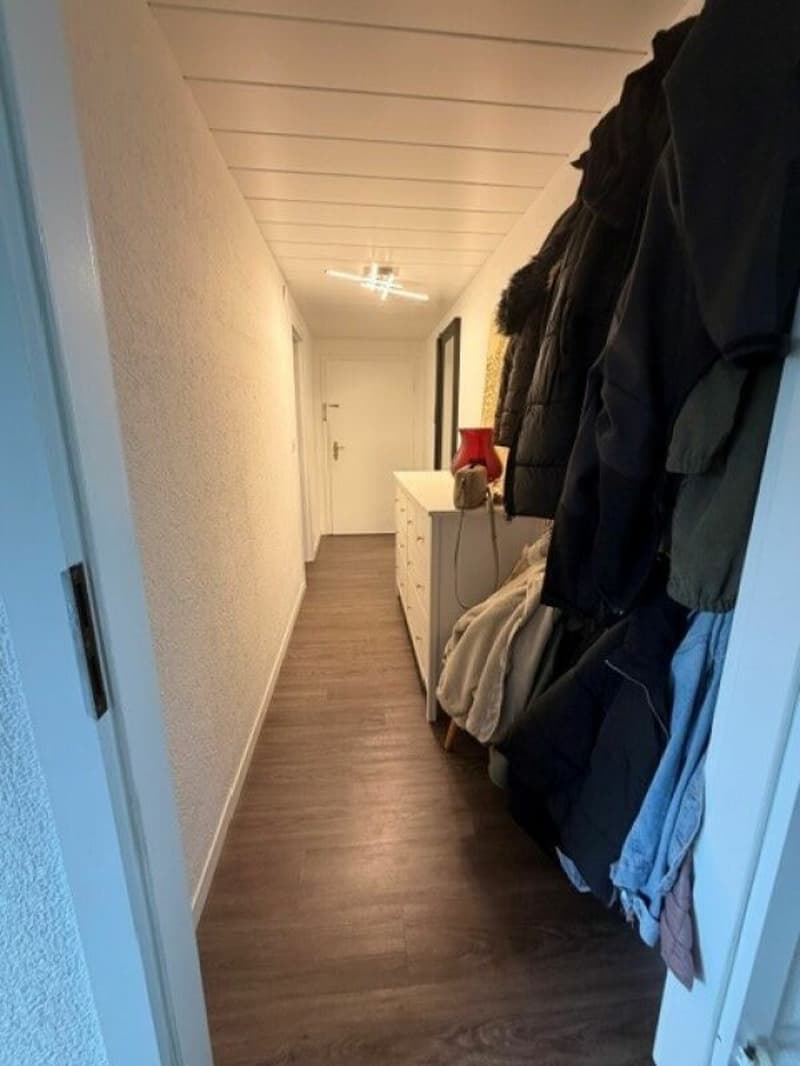grosszügige 4 Zimmer Wohnung (7)
