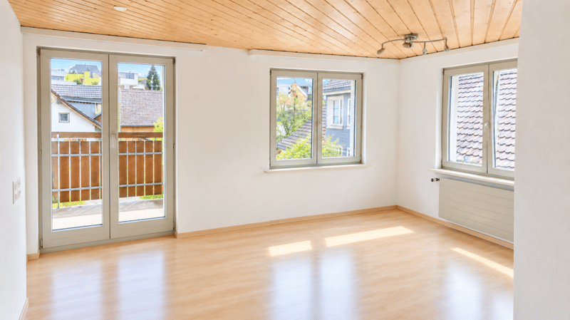 Helle und schöne 3.5 Zi-Whg. mit Balkon zu vermieten (1)