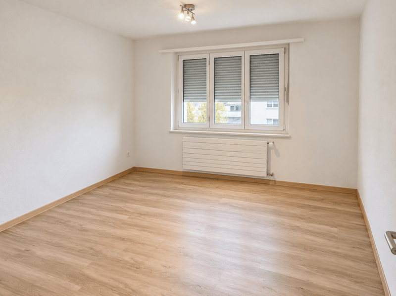 Helle 2.5 Zi. Wohnung zu vermieten (4)