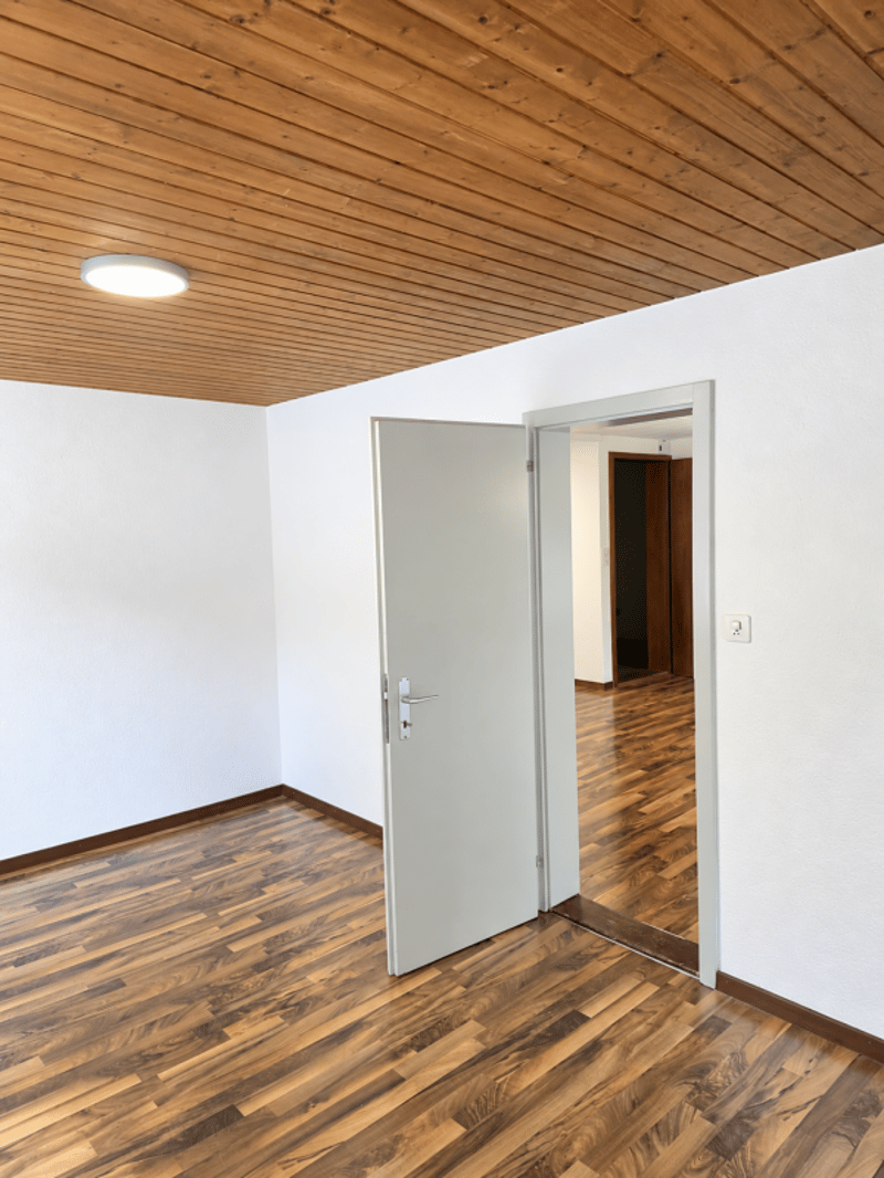 Heimelige 4,0-Zi-Wohnung zu vermieten (5)