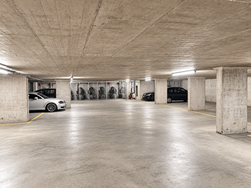 Tiefgaragen Einstellplätze (1)