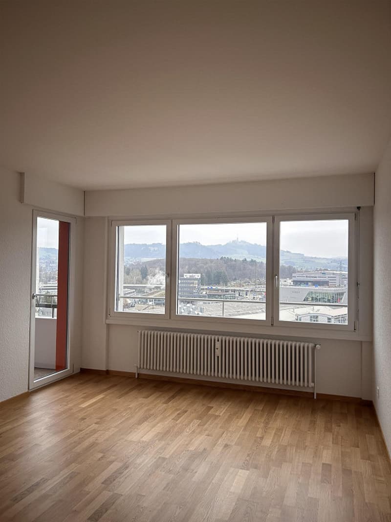 Am Puls der Stadt: Moderne Hochhaus-Wohnung direkt am BH Wankdorf (4)