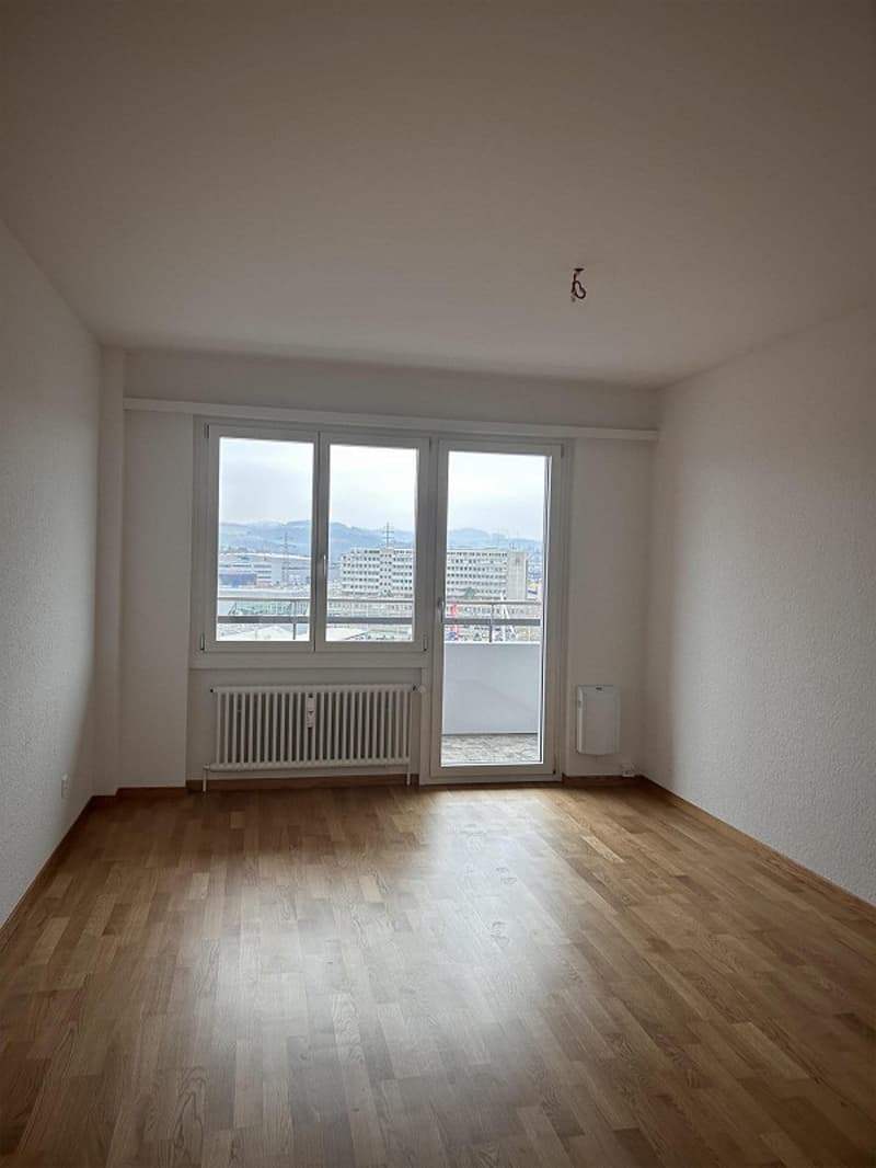 Am Puls der Stadt: Moderne Hochhaus-Wohnung direkt am BH Wankdorf (11)