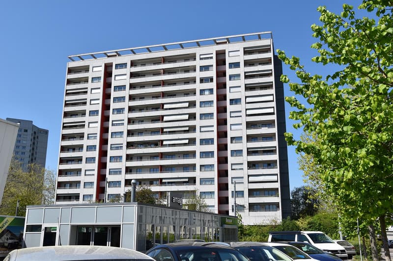 Am Puls der Stadt: Moderne Hochhaus-Wohnung direkt am BH Wankdorf (19)