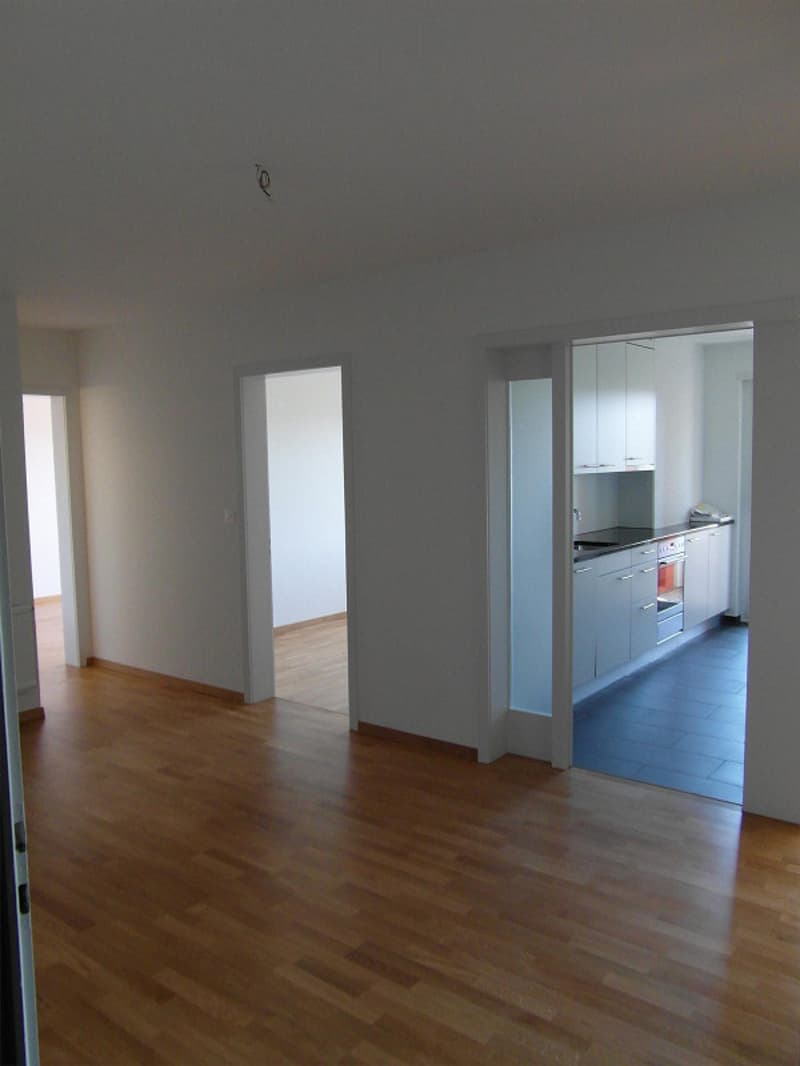 Am Puls der Stadt: Moderne Hochhaus-Wohnung direkt am BH Wankdorf (9)