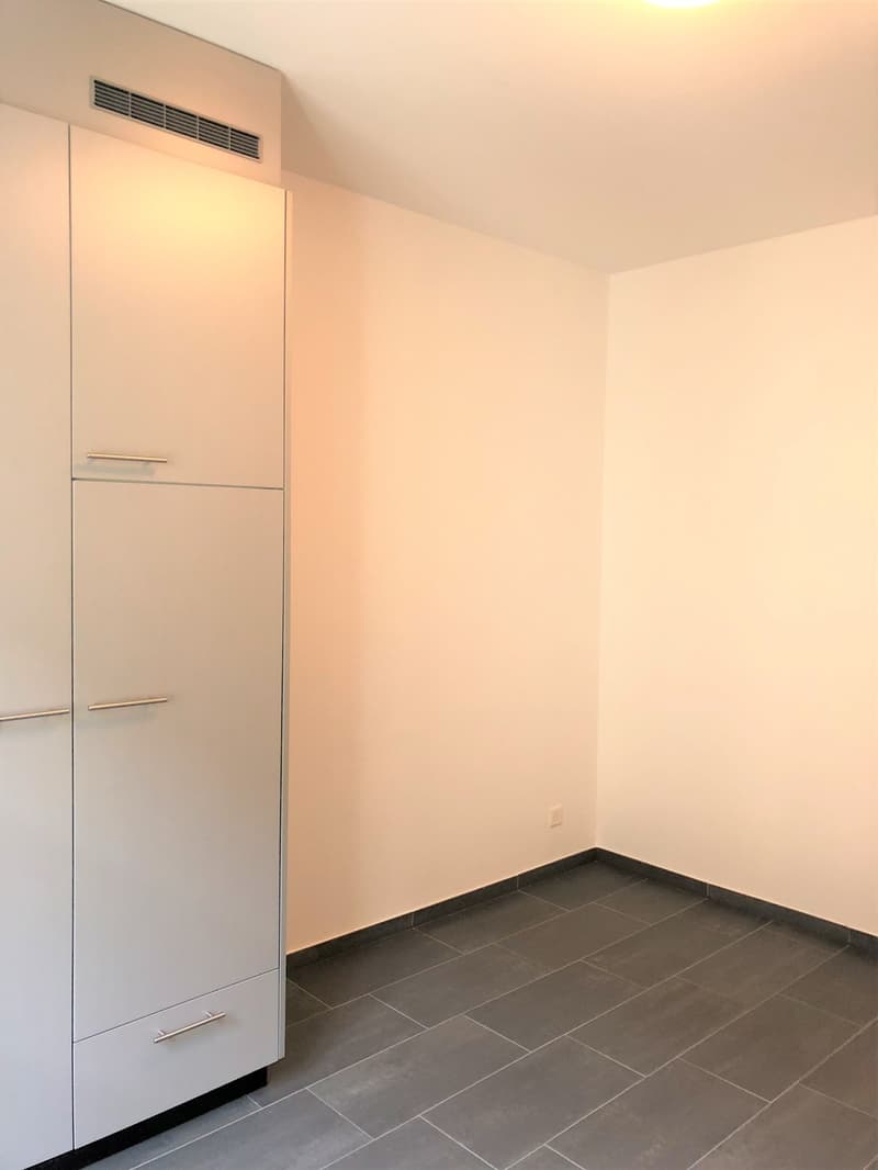 Gemütliche 2-Zimmerwohnung mit Balkon im Breitenrainquartier (2)