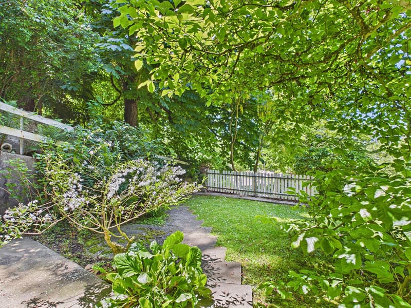 Frisch sanierte 2.5-Zimmerwohnung mit Gartenidylle im Obstberg (13)