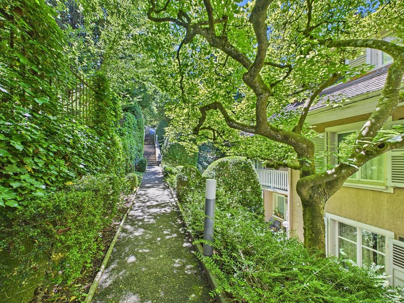 Frisch sanierte 2.5-Zimmerwohnung mit Gartenidylle im Obstberg (22)
