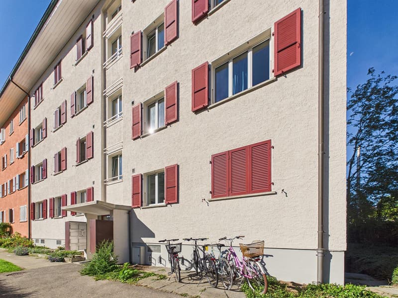 helle 2-Zimmerdachwohnung an zentraler Lage in Bern Bümpliz (15)