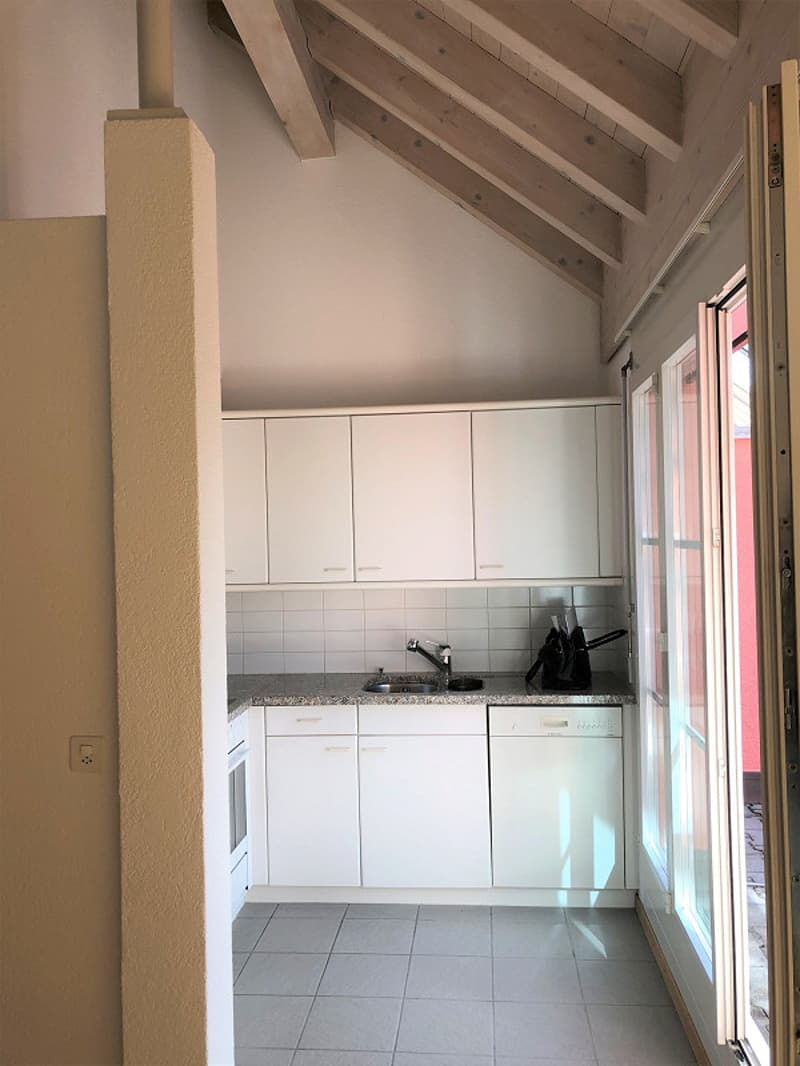 1.5-Zimmer-Galeriewohnung mit grossem Balkon (2)