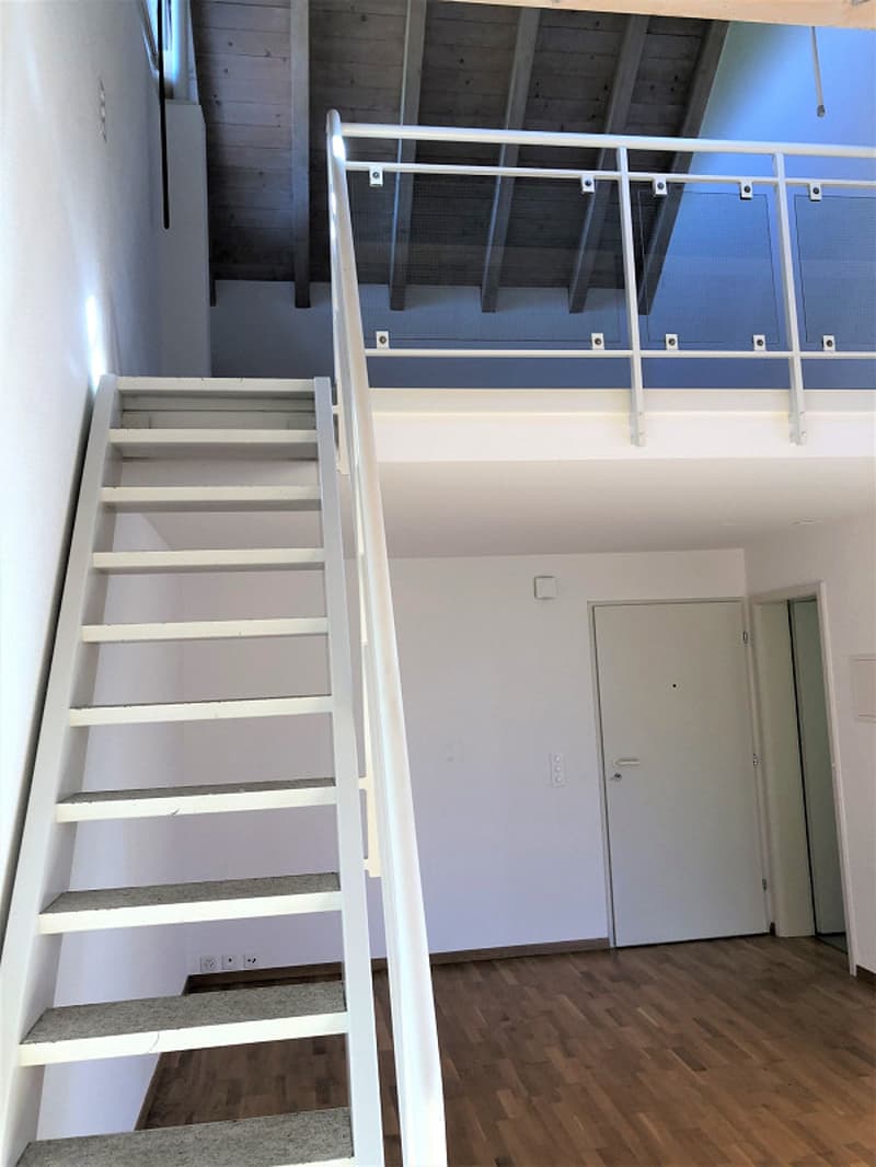1.5-Zimmer-Galeriewohnung mit grossem Balkon (8)