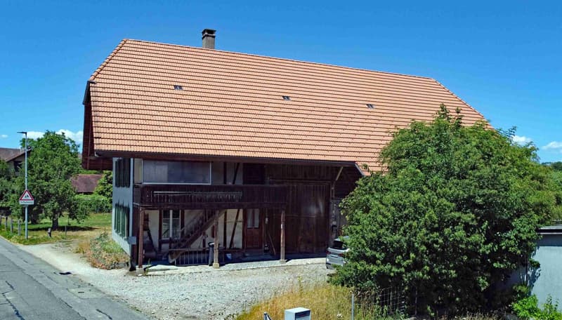 Über 2'300 m² Bouland a idealer Lag (5)