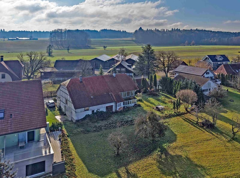 Freie Blick uf Aare u Jura - ändlech Bouland mit meh Chance u Potenzial aus Risike u Uflage (7)