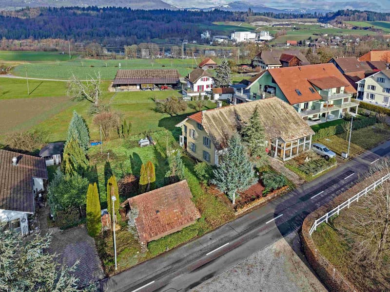 Freie Blick uf Aare u Jura - ändlech Bouland mit meh Chance u Potenzial aus Risike u Uflage (6)