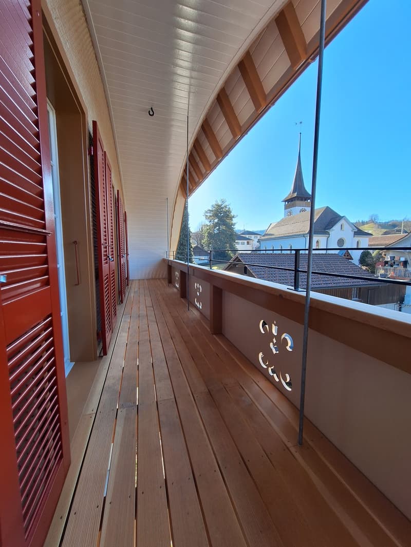 Ampio appartamento di 3,5 locali con balcone a Eriswil (3)
